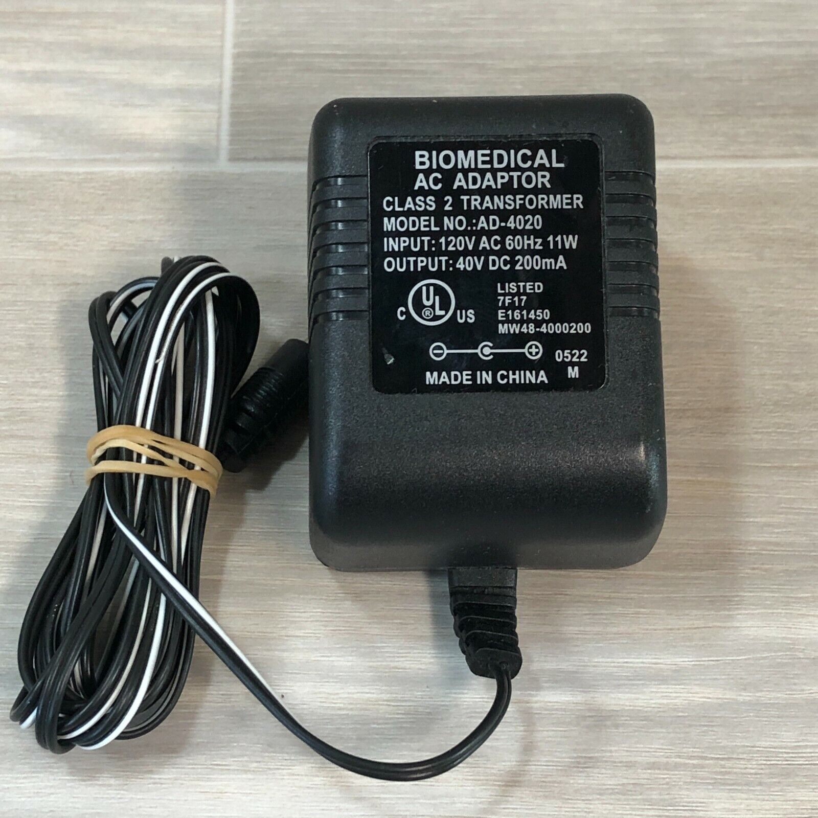 *Brand NEW*40VDC 200mA Biomedical AC Adaptor AD-4020 AC DC ADAPTER POWER SUPPLY